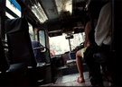 在泰国的公共汽车上 