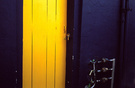 后门 -  蓝墙，黄门 