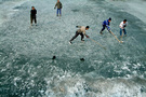 游走DSCF121-还是乌拉时拍的-五个人的冰球 