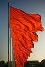 北京一早晨——天安门的旗 火红如炬