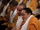 桑耶寺2011-佛学院毕业典礼 毕业。经过六、七年的苦读之后，得以顺利毕业的学经僧。他们来自桑耶寺�